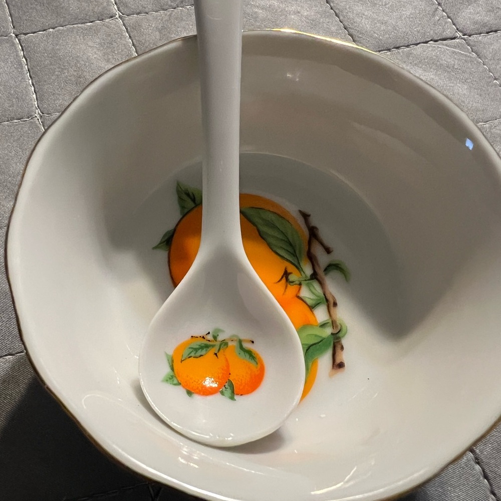 Vintage John Wagner & Sons
Oranges Small Bowl with Spoon